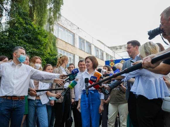 Лидер молдавской пропрезидентской партии надеется на предсказуемые отношения с Россией