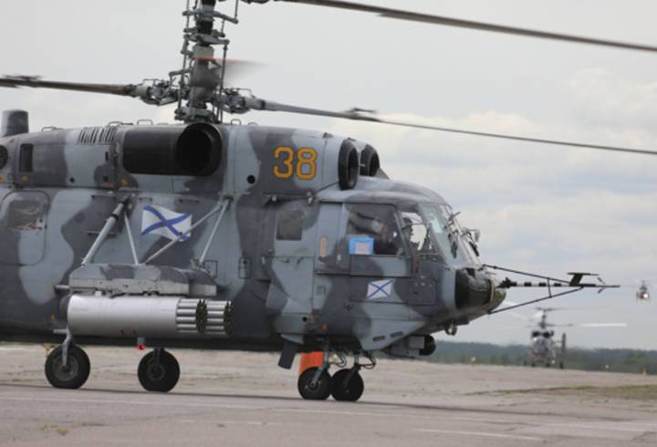 Морская авиация прибыла для подготовки к Параду ВМФ в Петербурге