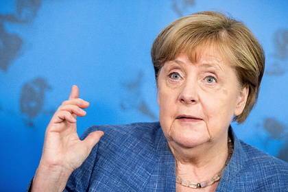 На Украине заявили о «пославшей» Зеленского Меркель