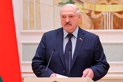 Конфликт Лукашенко с Западом назвали невыгодным для России