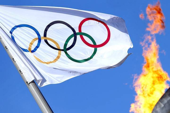 Министр спорта заявил, что никто не отнимет у олимпийцев флаг и гимн РФ