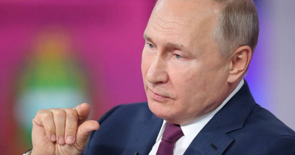 “Северный поток-2” не вопрос политики: Путин отказался обсуждать газопровод в нормандском формате