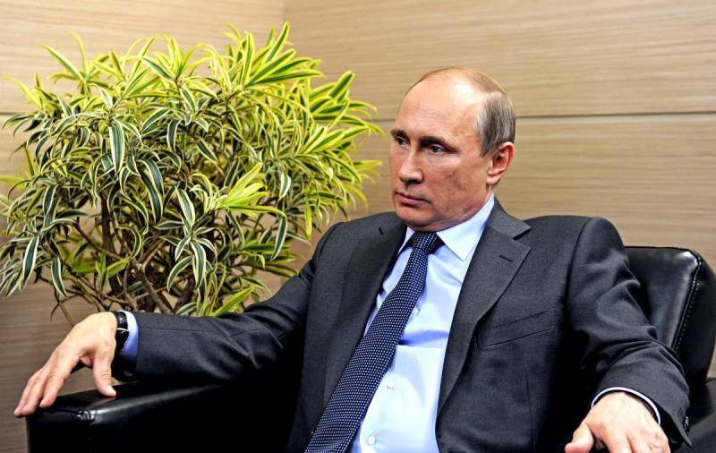 Путин аккуратно предложил Беларуси и Казахстану общую валюту