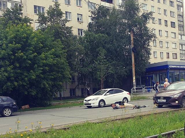 В Челябинской области мужчина попал под колеса иномарки