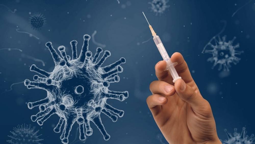 Российский врач назвал лучшую вакцину от коронавируса для аллергиков