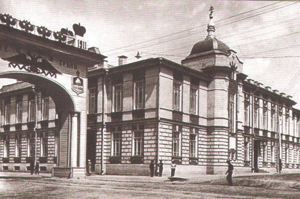 История старинных зданий в центре Липецка