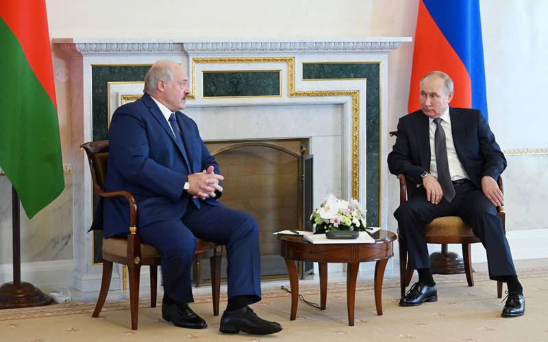 Минск раскрыл детали переговоров Путина и Лукашенко