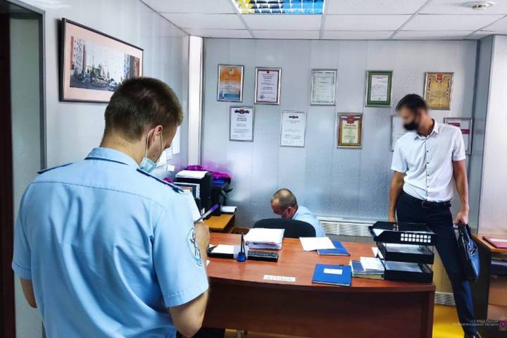 В Волгограде управляющую компанию подозревают в хищении 1,7 млн рублей