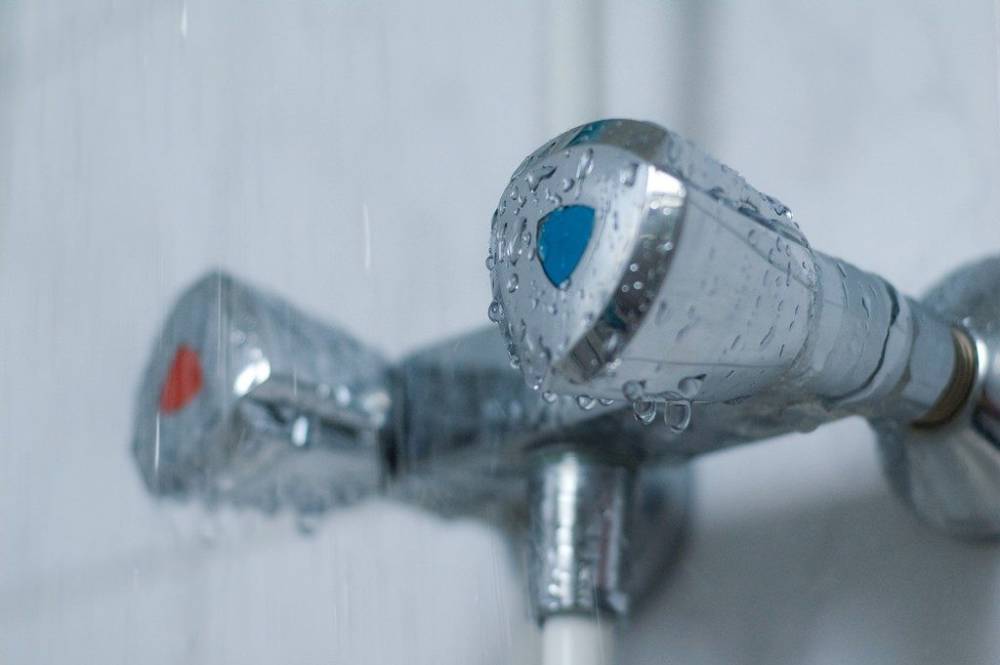 Жителям Лисичанска отключат воду за неуплату: названы адреса и суммы задолженностей