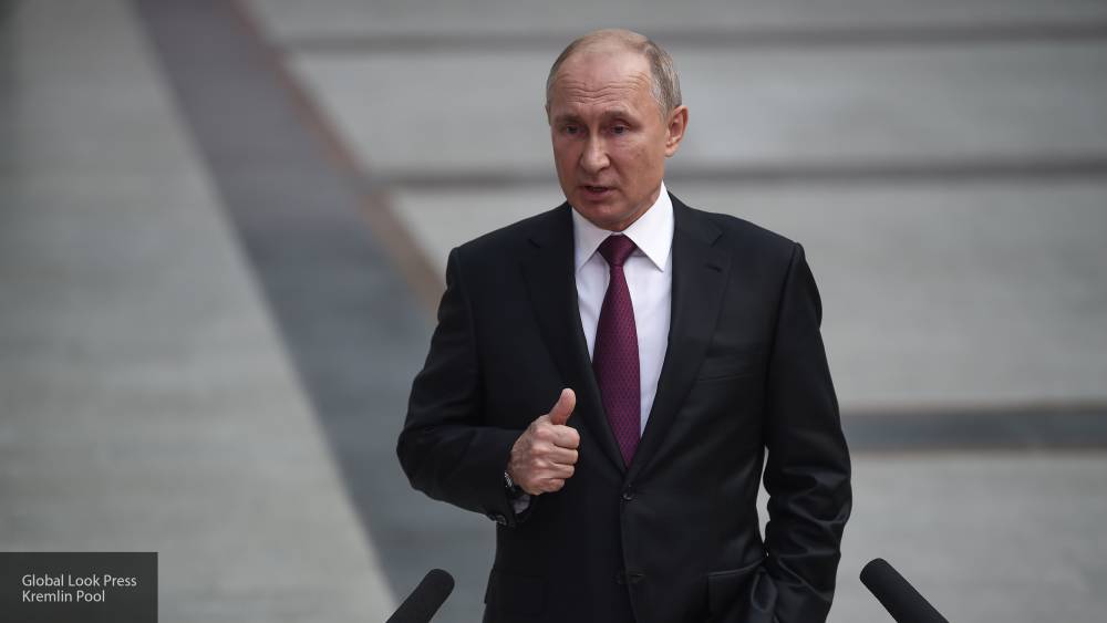Украинцы захотели видеть Путина своим президентом после статьи о единстве народов