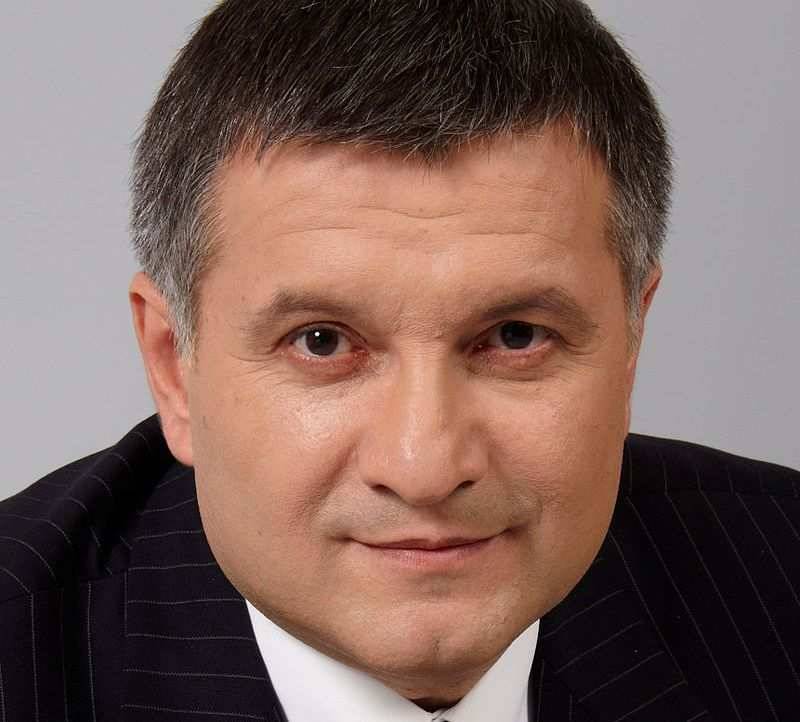 Экс-ополченец Татарский: Отставка Авакова может привести к войне между Россией и Украиной