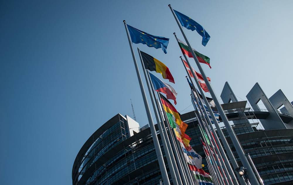 В Европарламенте предлагают не признавать выборы в России. Если будут нарушения