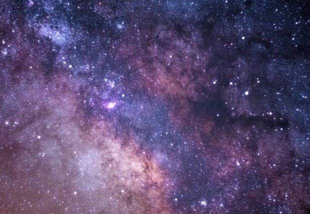 Астрономы обнаружили редкую каплевидную звезду