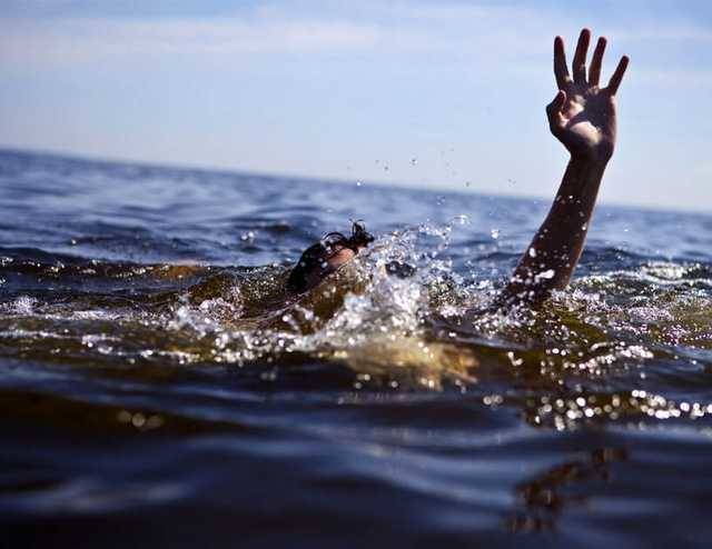 В Черниговской области в пруду утонули два брата: подробности трагедии