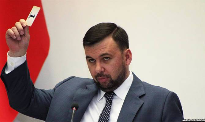 Глава донецких сепаратистов заявил о желании вступить в партию «Единая Россия»