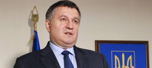 В Киеве объяснили причину отставки Авакова просьбой Зеленского