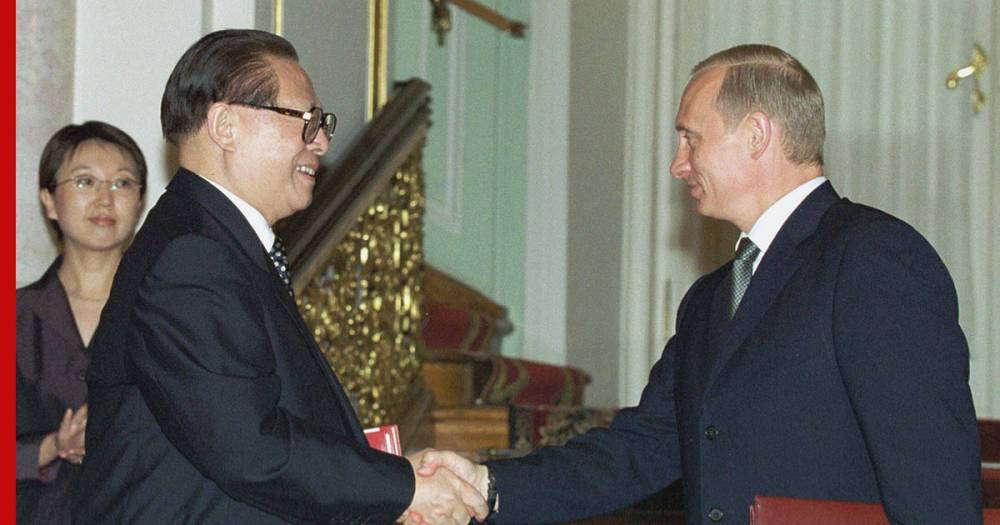 Самый важный договор: 20 лет соглашению, ставшему основой отношений России и КНР