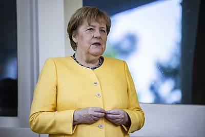 Меркель заявила о необходимости сохранить транзит газа через Украину