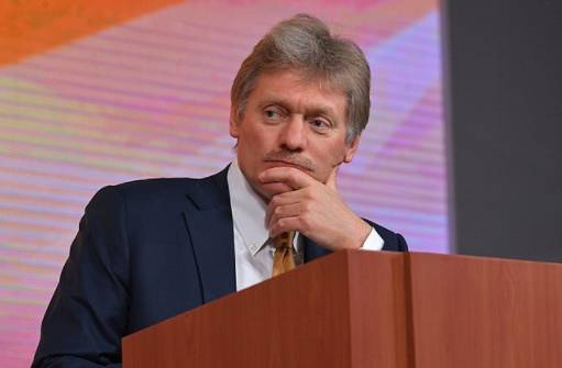 «Бульварное чтиво»: В Кремле прокомментировали статью Guardian об операции Москвы в поддержку Трампа