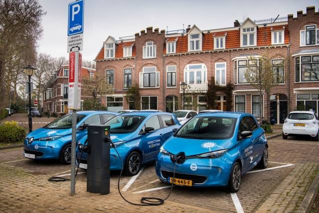 В Европе назревает бунт против электромобилей