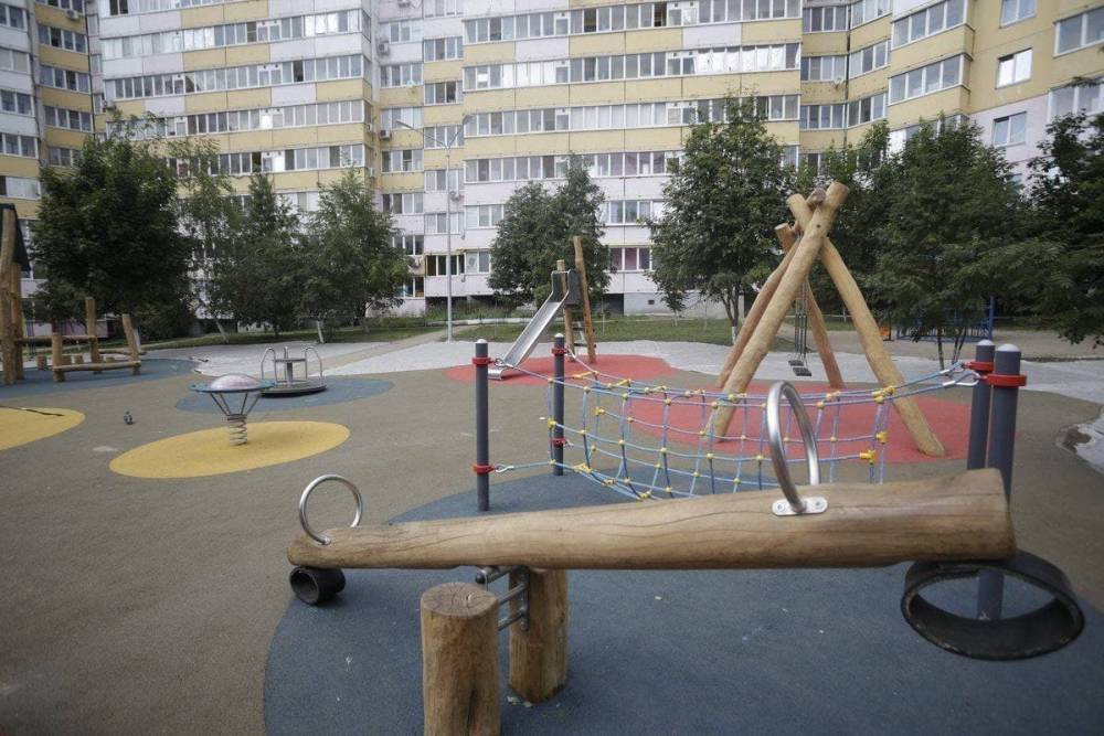 Из бюджета Белгородской области выделят 500 млн рублей на детские площадки