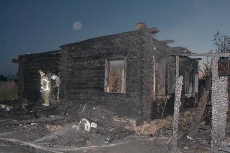 В Курганской области два человека погибли при пожаре