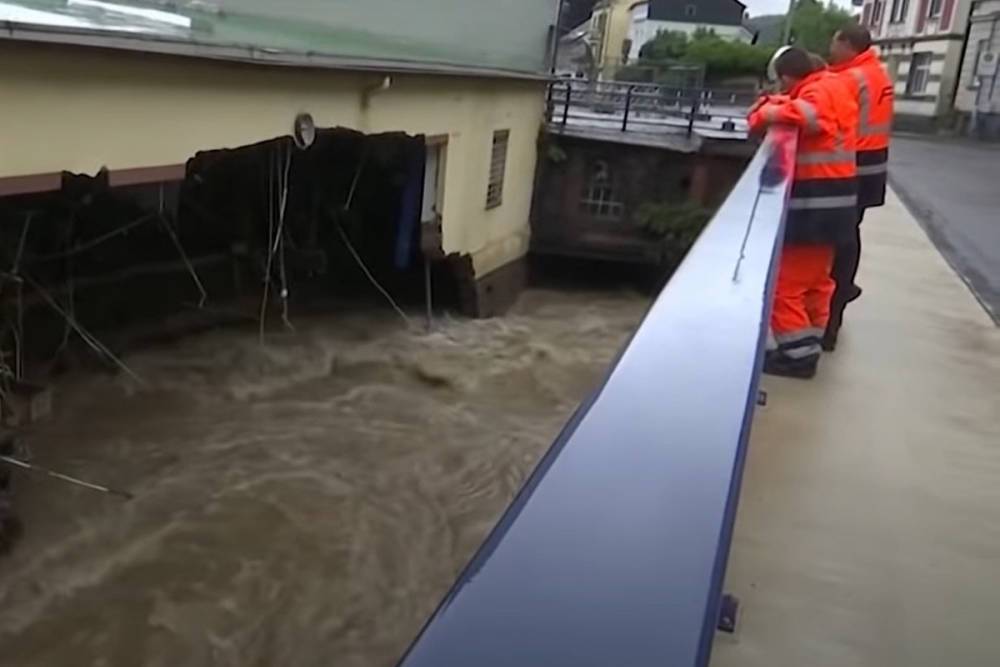 В Германии объявили режим военной катастрофы из-за наводнения