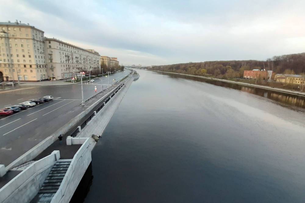 В Москва-реке выловили тело человека без головы