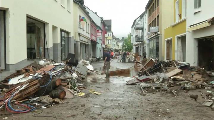 Вести в 20:00. Из-за разрушительного наводнения в Германии объявлен режим "военной катастрофы"