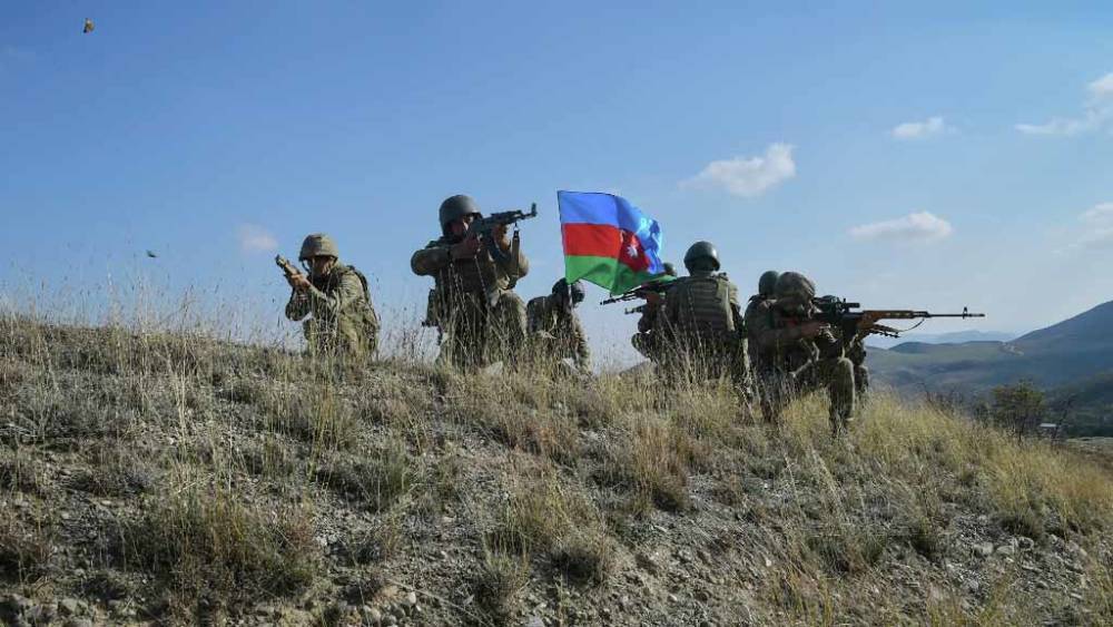 Азербайджан сообщил об обстрелах со стороны Армении