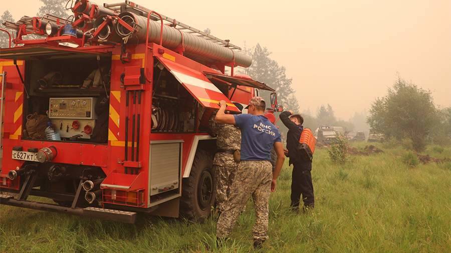 В МЧС рассказали о работе по ликвидации пожаров в Якутии