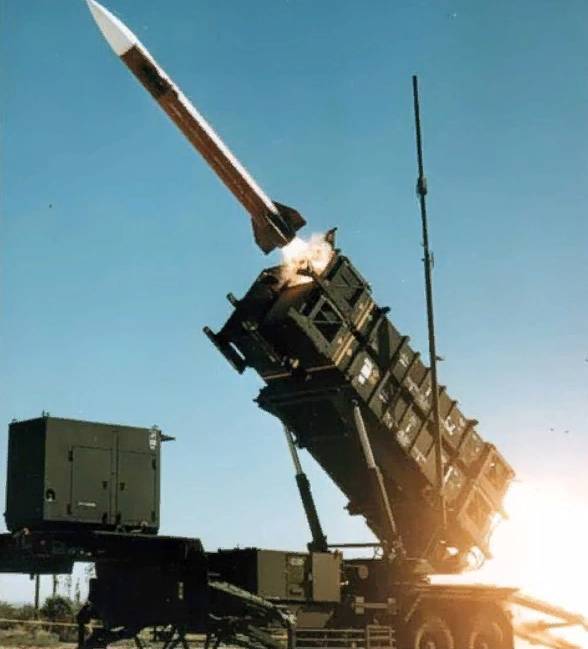 В Австралии прошли первые пуски ракет из американских ЗРК Patriot