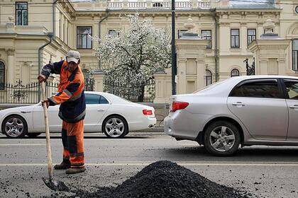 Российские регионы получат более трех миллиардов на строительство дорог