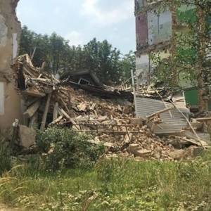 В Дрогобыче рухнул подъезд аварийного дома. Фото