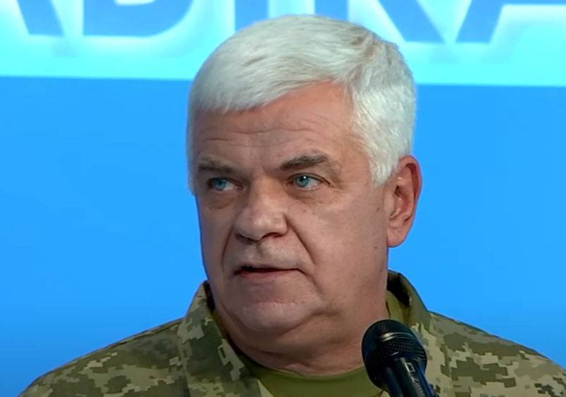 Командующий ВС ВСУ: Россия может усилить локальный конфликт на Донбассе, к которому может подключиться и Крымский регион