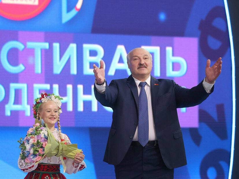 СМИ сообщили, что Лукашенко поплохело на "Славянском базаре". "Не дождетесь" – опровергла его пресс-секретарь