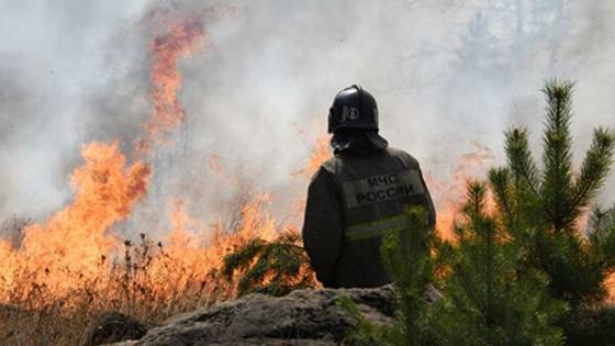 Якутия в огне: густой дым от лесных пожаров окутал регион