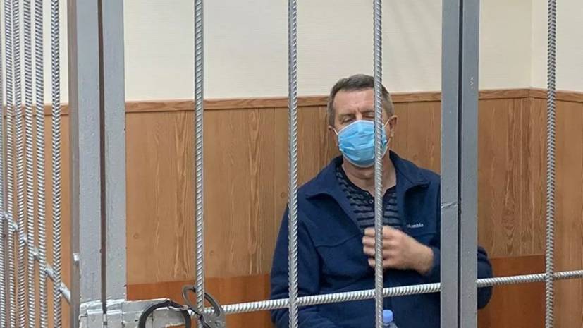 Экс-замглавы ФСИН Максименко продлили арест до конца октября