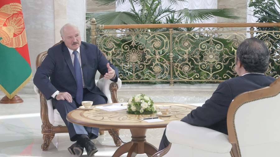 Лукашенко оценил развитие экономики Белоруссии в условиях санкций Запада