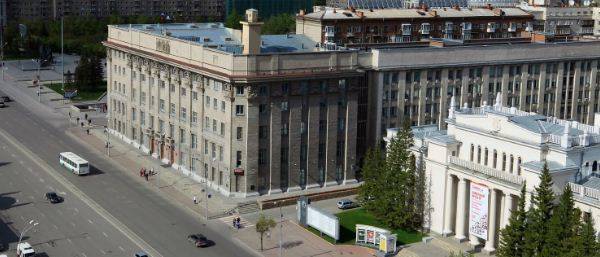 Мэрия Новосибирска продает две квартиры без отделки за 28 млн рублей