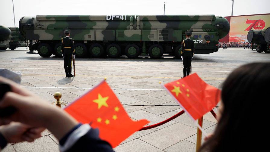 США призывают Китай остановить наращивание ядерного арсенала