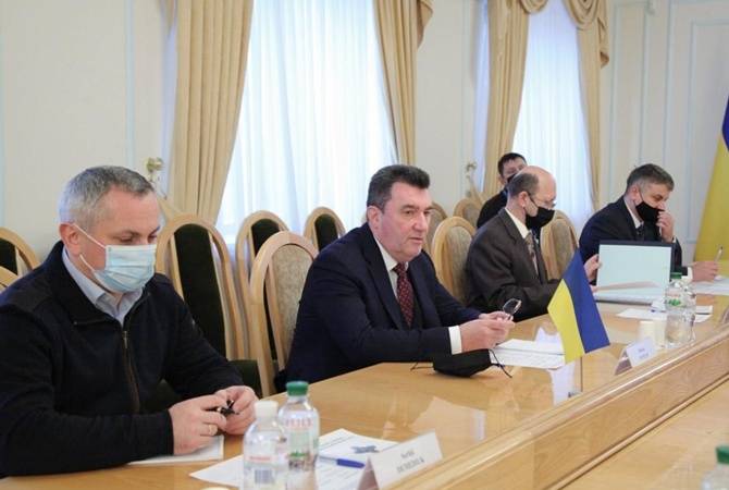 Как Алексей Данилов стал теневым премьером Украины