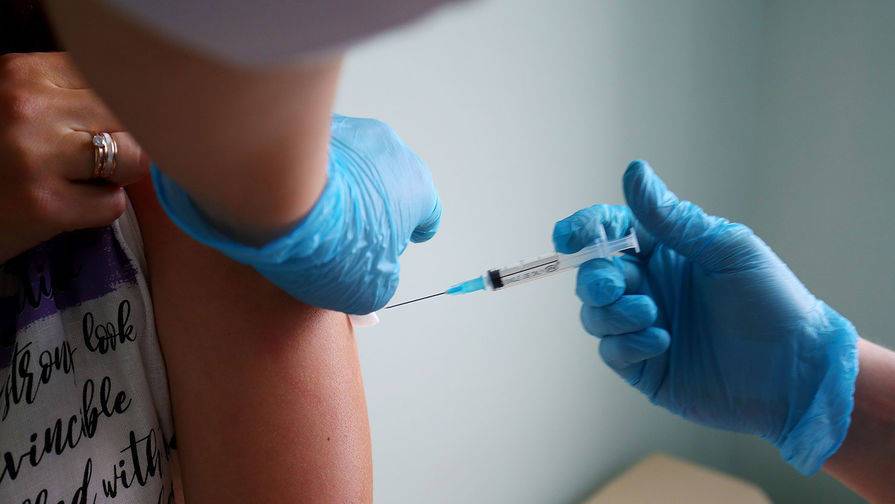 Повторная вакцинация станет доступна в Санкт-Петербурге 5 июля