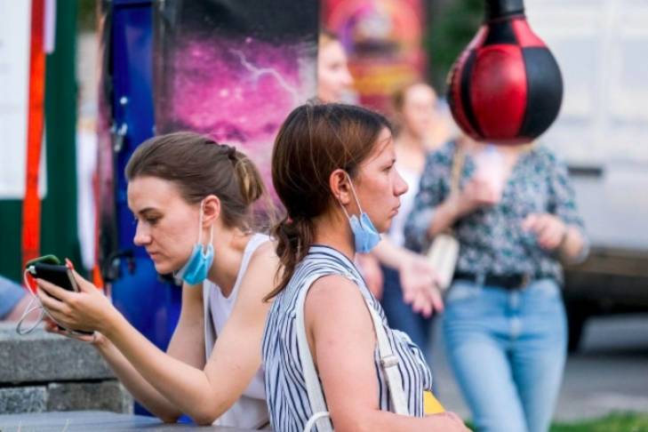 Эпидемия COVID-19 в Украине: в НАН дали прогноз до середины июля