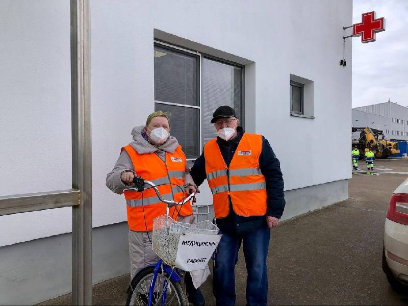 В Смоленской области на заводе ЭГГЕР вакцину «Спутник V» получили почти 400 человек