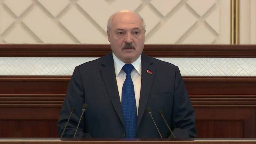 Лукашенко заявил о перехвате на границе с Литвой беспилотника со взрывчаткой
