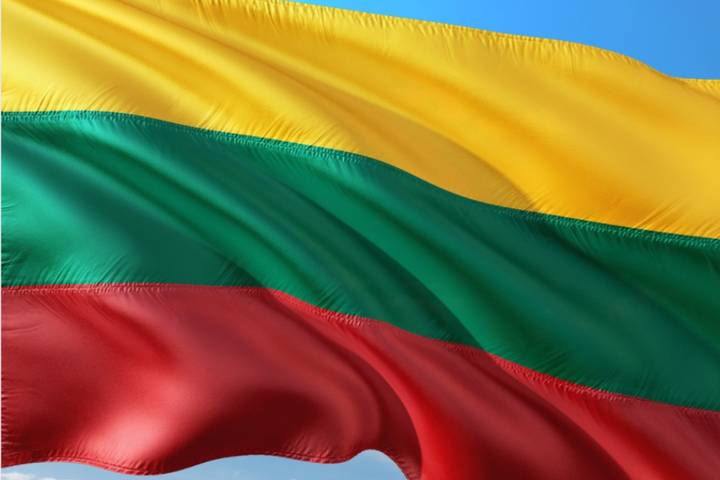 Литва объявила режим экстремальной ситуации из-за наплыва мигрантов