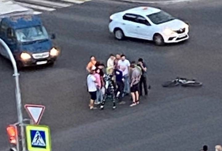 Велосипедист пострадал в ДТП в Красногвардейском районе Петербурга