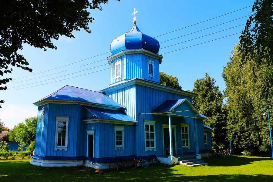 Радикалы пытались захватить храм УПЦ в Винницкой области