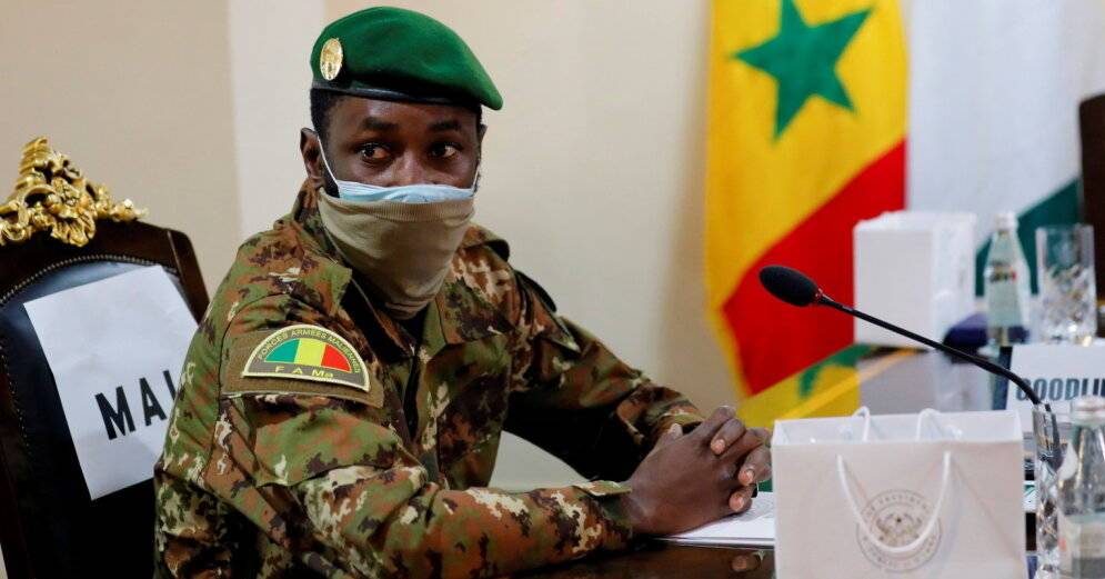СМИ: На временного президента Мали совершено вооруженное нападение